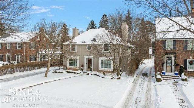 614 Rivard Boulevard, Grosse Pointe, MI 48230