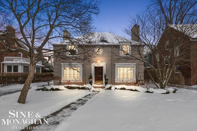 614 Rivard Boulevard, Grosse Pointe, MI 48230