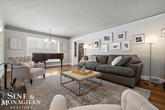 614 Rivard Boulevard, Grosse Pointe, MI 48230