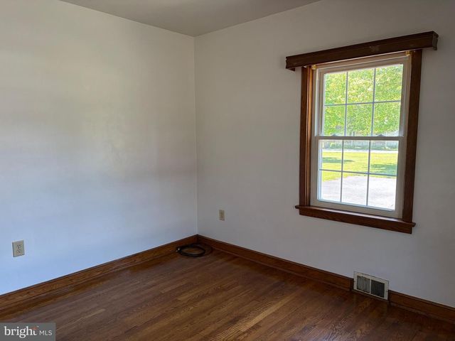 1001 S YORK STREET, Mechanicsburg, PA 17055