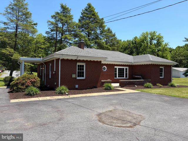 1001 S YORK STREET, Mechanicsburg, PA 17055