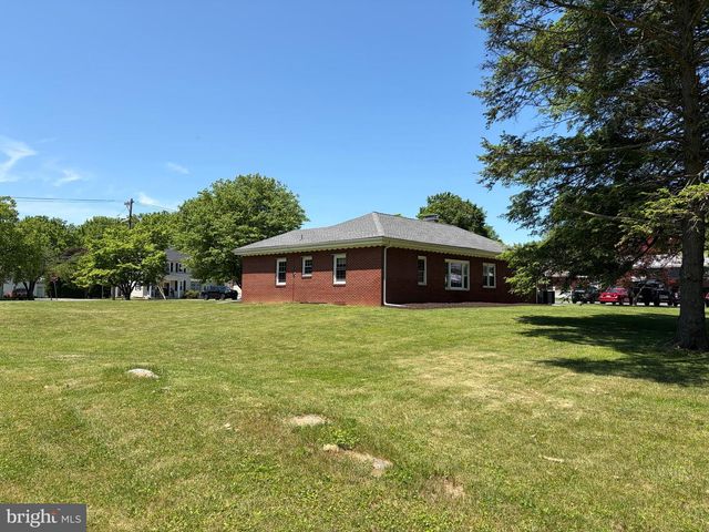 1001 S YORK STREET, Mechanicsburg, PA 17055