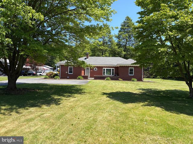 1001 S YORK STREET, Mechanicsburg, PA 17055