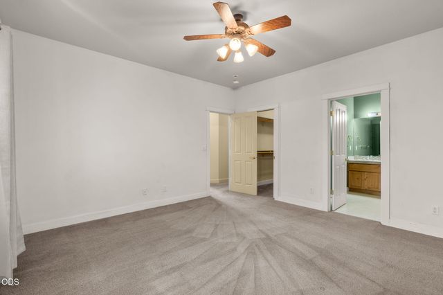 1806 NW Ivy Avenue, Redmond, OR 97756