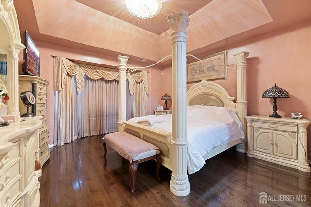 7 Spring Drive, South Brunswick, NJ 08810