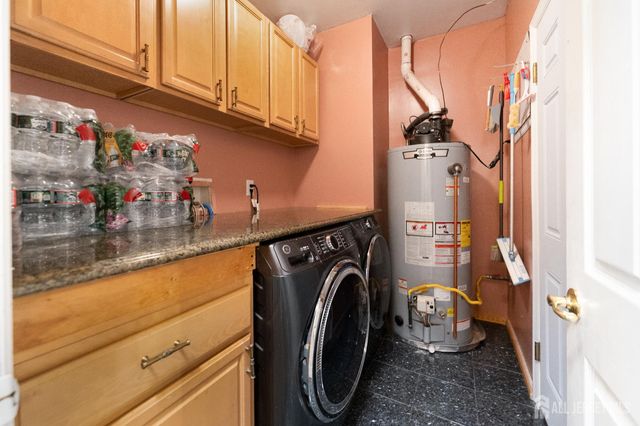 7 Spring Drive, South Brunswick, NJ 08810