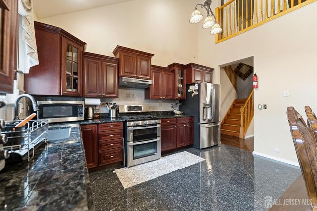 7 Spring Drive, South Brunswick, NJ 08810