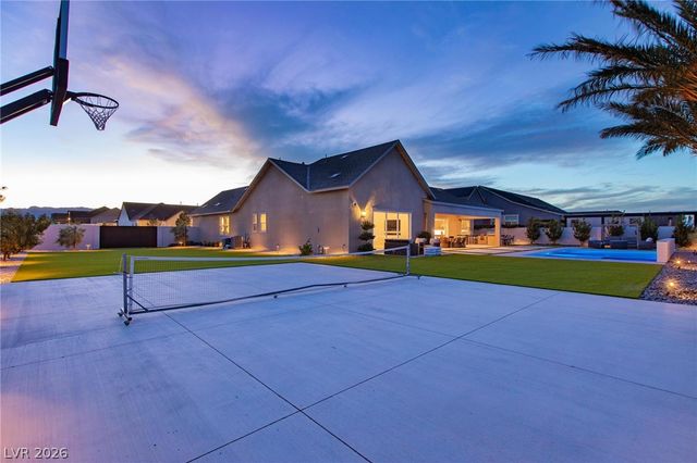 8860 Sweet Magnolia Court, Las Vegas, NV 89113