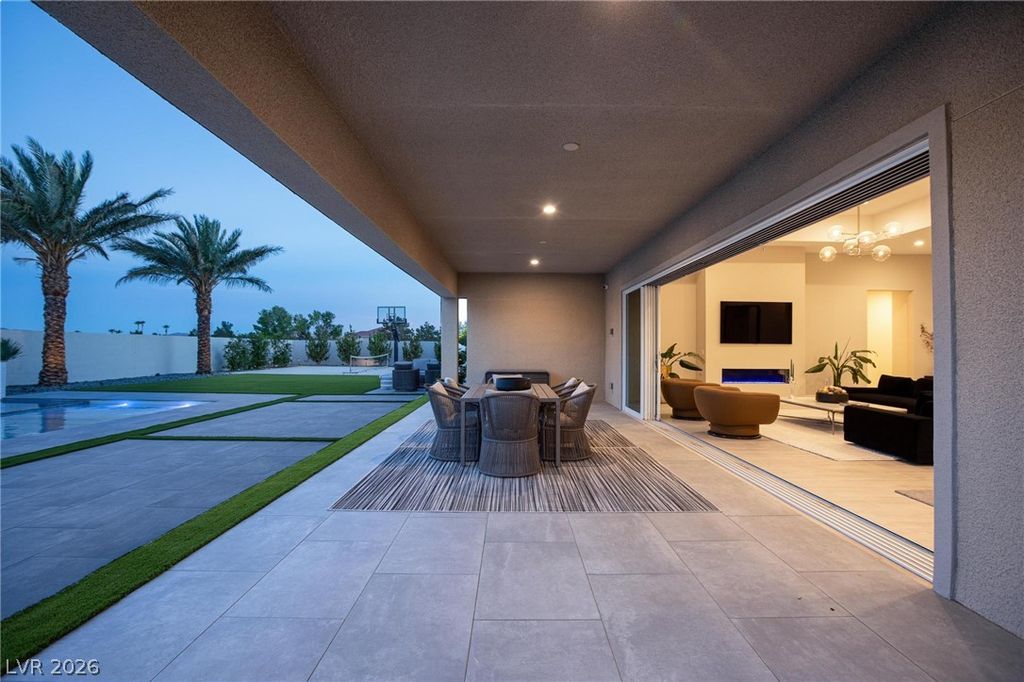 8860 Sweet Magnolia Court, Las Vegas, NV 89113 — photo 4