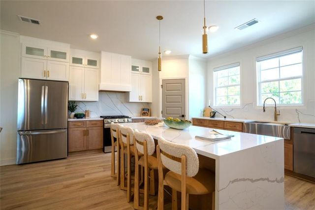 1355 Sydney Oaks Drive 8, Cumming, GA 30040