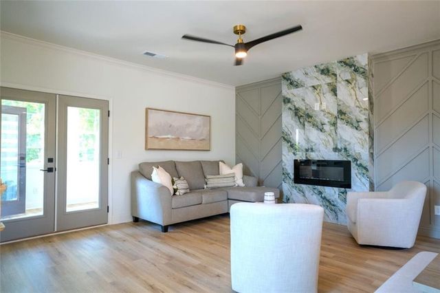 1355 Sydney Oaks Drive 8, Cumming, GA 30040