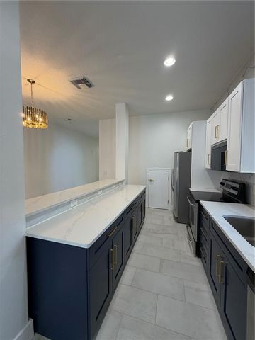 3007 E CENTRAL BOULEVARD 3007, Orlando, FL 32803