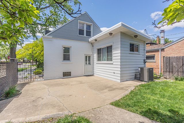 2601 West Street, River Grove, IL 60171