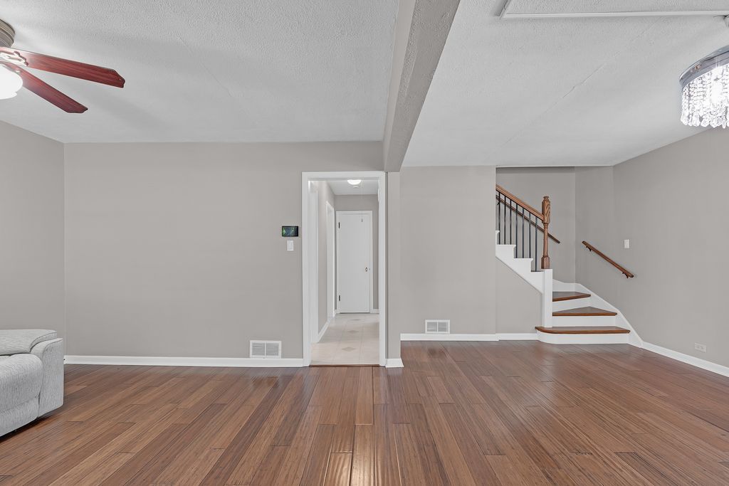 Image 15 of property listing at 2601 West Street, River Grove, IL 60171