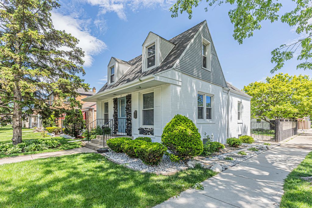 Image 33 of property listing at 2601 West Street, River Grove, IL 60171