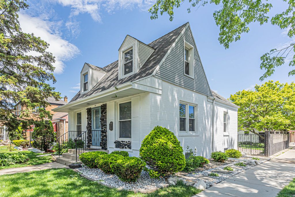 Image 34 of property listing at 2601 West Street, River Grove, IL 60171