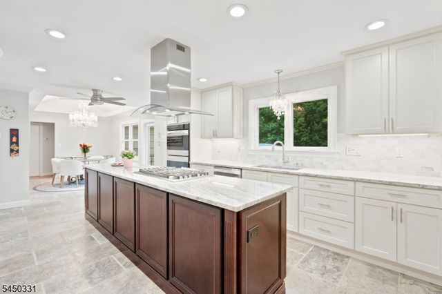35 Mercier Pl, Berkeley Heights Twp., NJ 07922