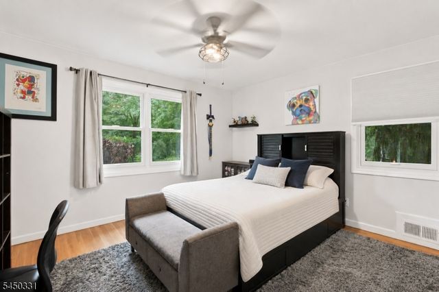 35 Mercier Pl, Berkeley Heights Twp., NJ 07922