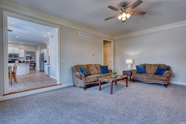 8244 Clearview Drive, Newburgh, IN 47630