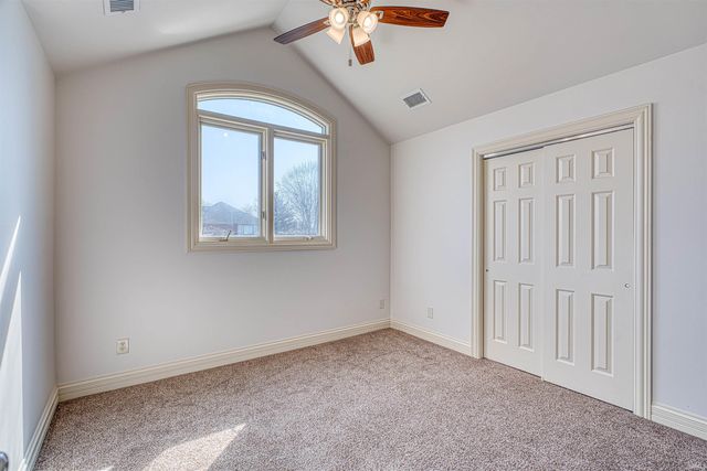 8244 Clearview Drive, Newburgh, IN 47630