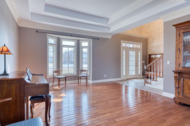 8244 Clearview Drive, Newburgh, IN 47630