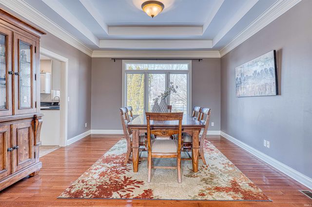 8244 Clearview Drive, Newburgh, IN 47630