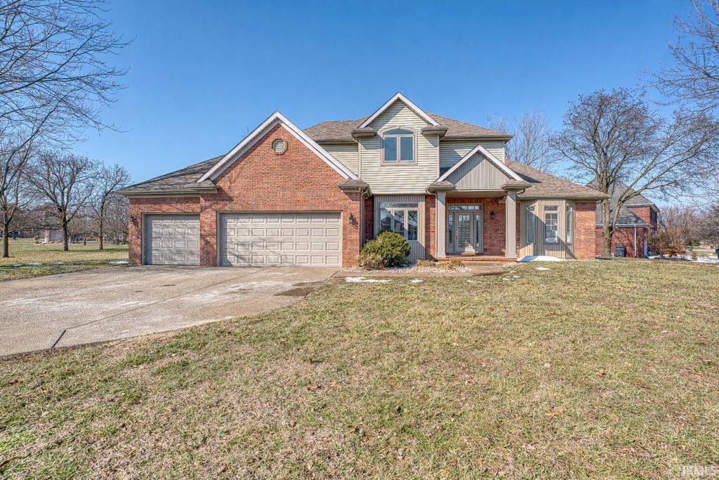 8244 Clearview Drive, Newburgh, IN 47630