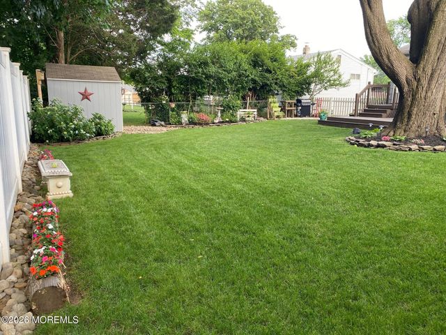 49 Helen Avenue, Freehold, NJ 07728