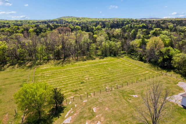 9640 Lascassas Pike, Lascassas, TN 37085