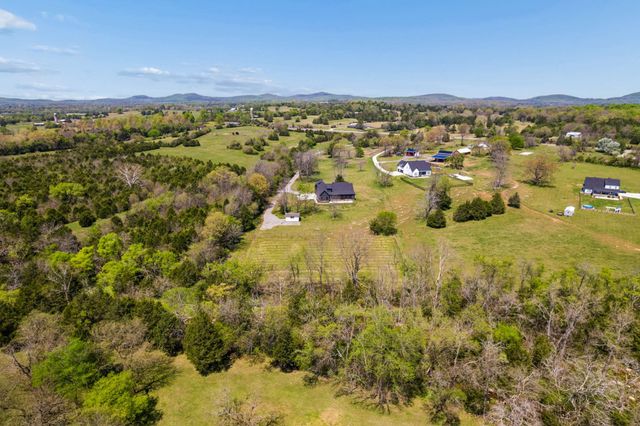 9640 Lascassas Pike, Lascassas, TN 37085