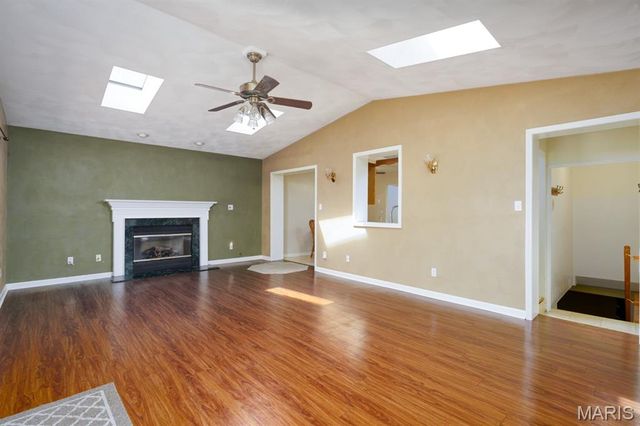 18 Cambridge Drive, Granite City, IL 62040