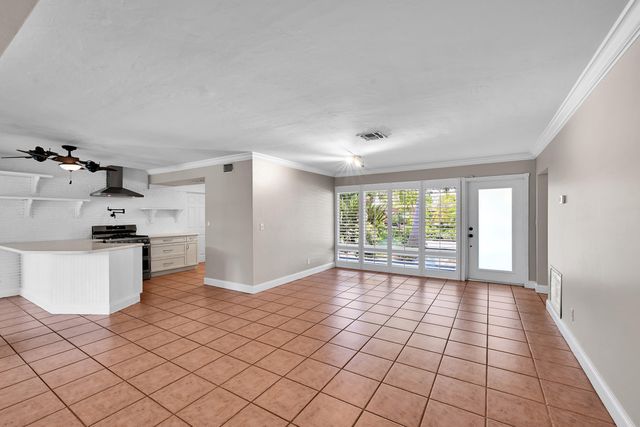 901 SE 12th Avenue, Deerfield Beach, FL 33441