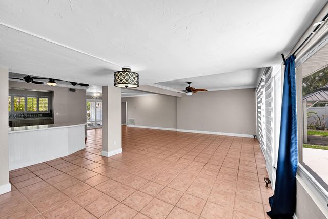901 SE 12th Avenue, Deerfield Beach, FL 33441