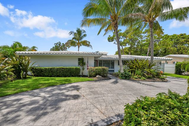 901 SE 12th Avenue, Deerfield Beach, FL 33441