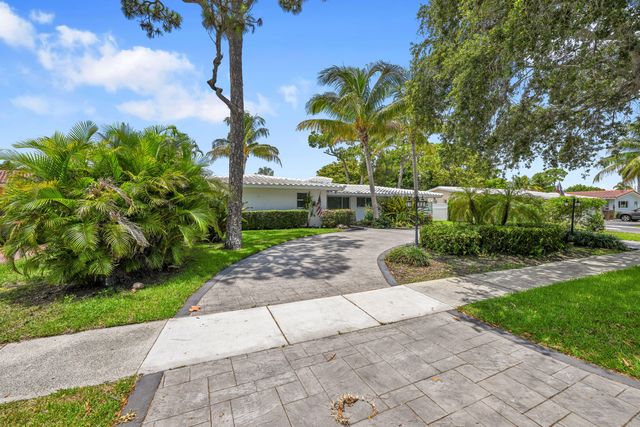 901 SE 12th Avenue, Deerfield Beach, FL 33441