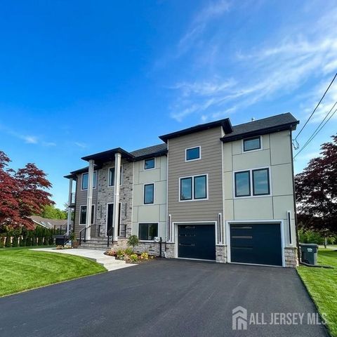 141 Lund Avenue, Edison, NJ 08820