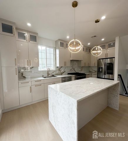 141 Lund Avenue, Edison, NJ 08820