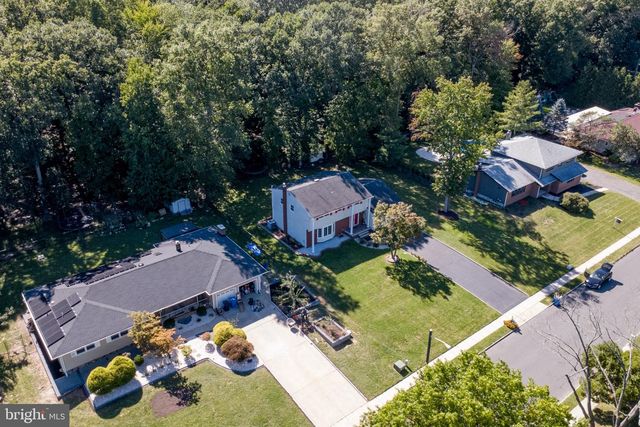 14 WOODMERE RD, North Brunswick, NJ 08902