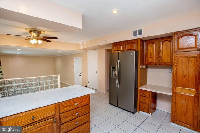 14 WOODMERE RD, North Brunswick, NJ 08902