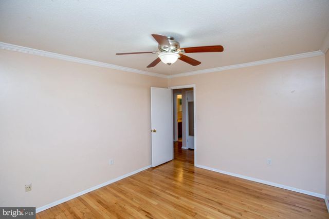 14 WOODMERE RD, North Brunswick, NJ 08902