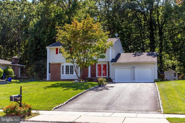 14 WOODMERE RD, North Brunswick, NJ 08902