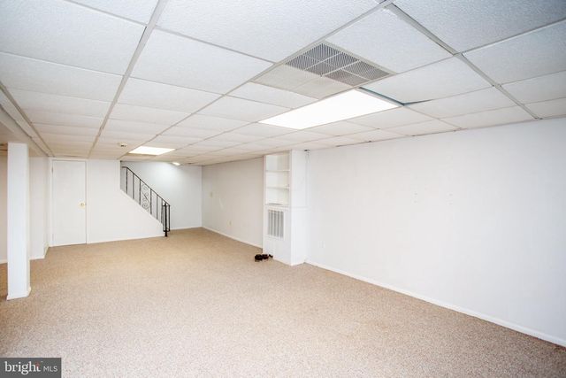 14 WOODMERE RD, North Brunswick, NJ 08902