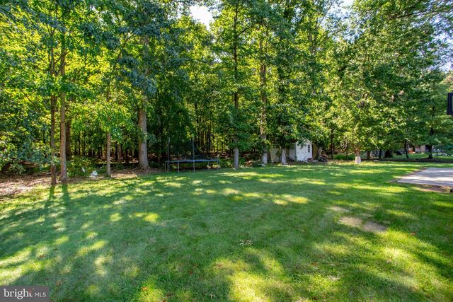 14 WOODMERE RD, North Brunswick, NJ 08902