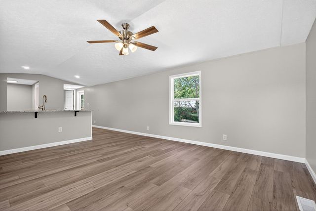 8380 Chaffin Rd, Baxter, TN 38544