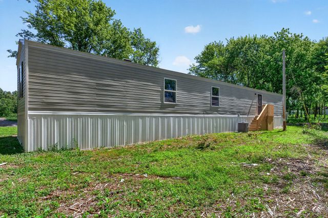8380 Chaffin Rd, Baxter, TN 38544