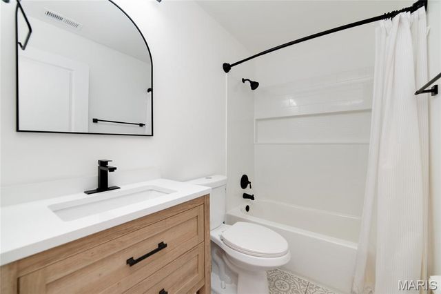 14225 Cape Horn Place, Florissant, MO 63034