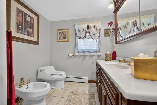 100 O Drive, Westport, MA 02790