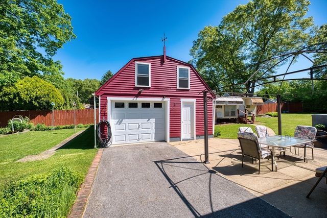 100 O Drive, Westport, MA 02790