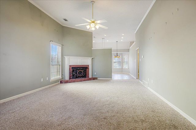 624 E ASHLEY GLEN CIR, Memphis, TN 38018