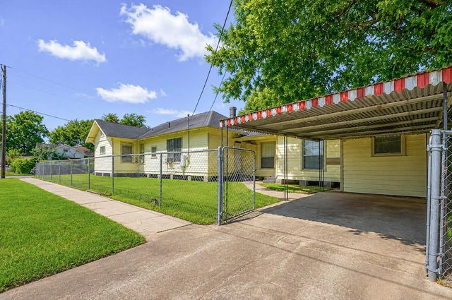 4019 Garrow Street, Houston, TX 77003